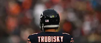 r-nfl-chi-bears-trubisky-271119.jpg