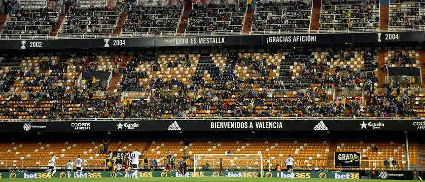 r football valencia stadium inside