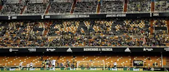 r football valencia stadium inside