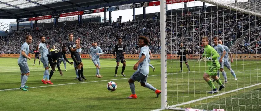 r-soccer-mls-union.jpg