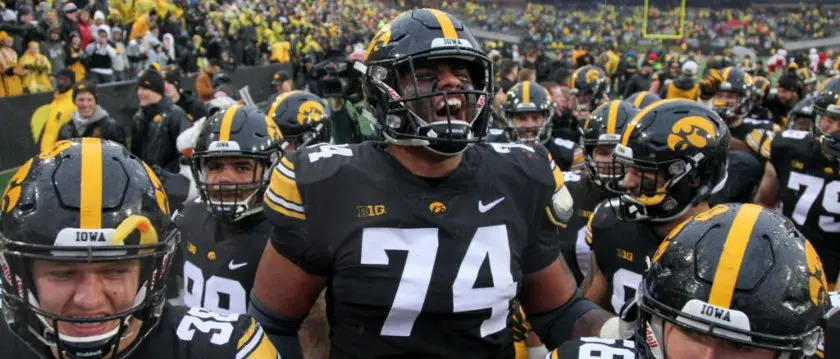r-nfl-draft-wirfs.jpg