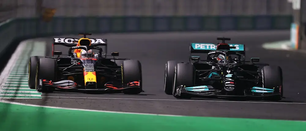 Hamilton Verstappen F1