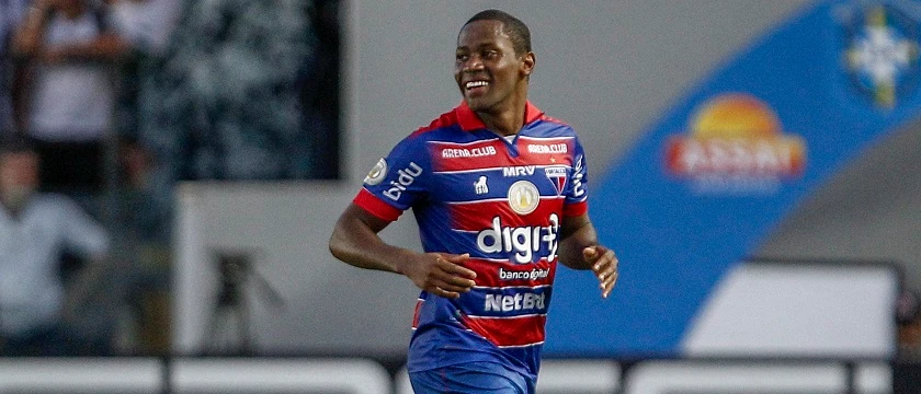 r football brazil fortaleza hero tinga 2019