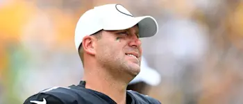 r-nfl-steelers-big-ben-170919.jpg