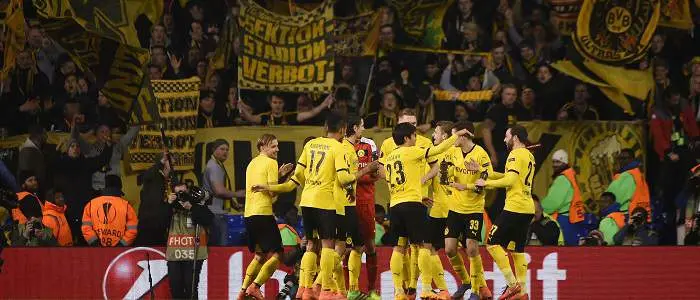 r football bundesliga bvb celebrating fans