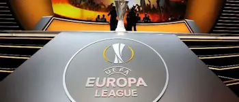 r football europaleague trophy